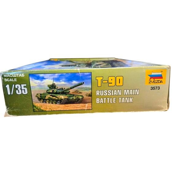 Zvedza T-90 Russian Main Battle Tank Model Kit 3573 Scale 1/35 NEW Open Box - Picture 3 of 5
